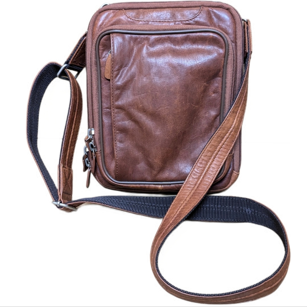 *SOLD* Gun Tote'n Moma's Leather Concealed Carry Bag